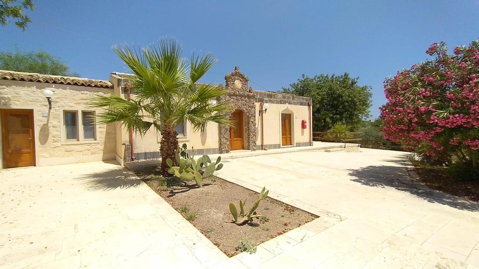Borgo Vita Novella Marzamemi Exterior photo